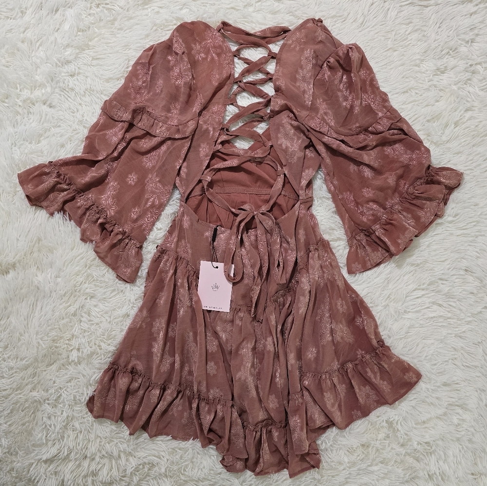 Hello Molly Blush Embroidered Dress NWT - Picture 2 of 3